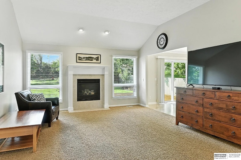 Building Photo - 16125 Timberline Dr