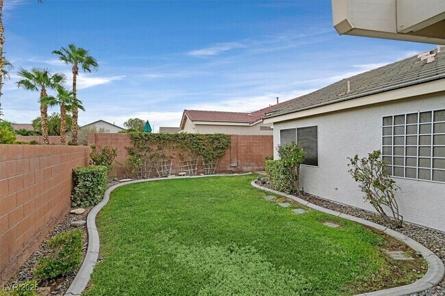 Building Photo - 1813 Puerto Way