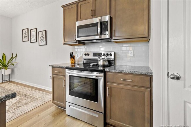 Building Photo - 516 Loom Dr