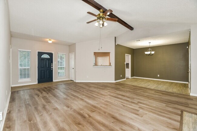 Building Photo - 426 Wheatridge Ave