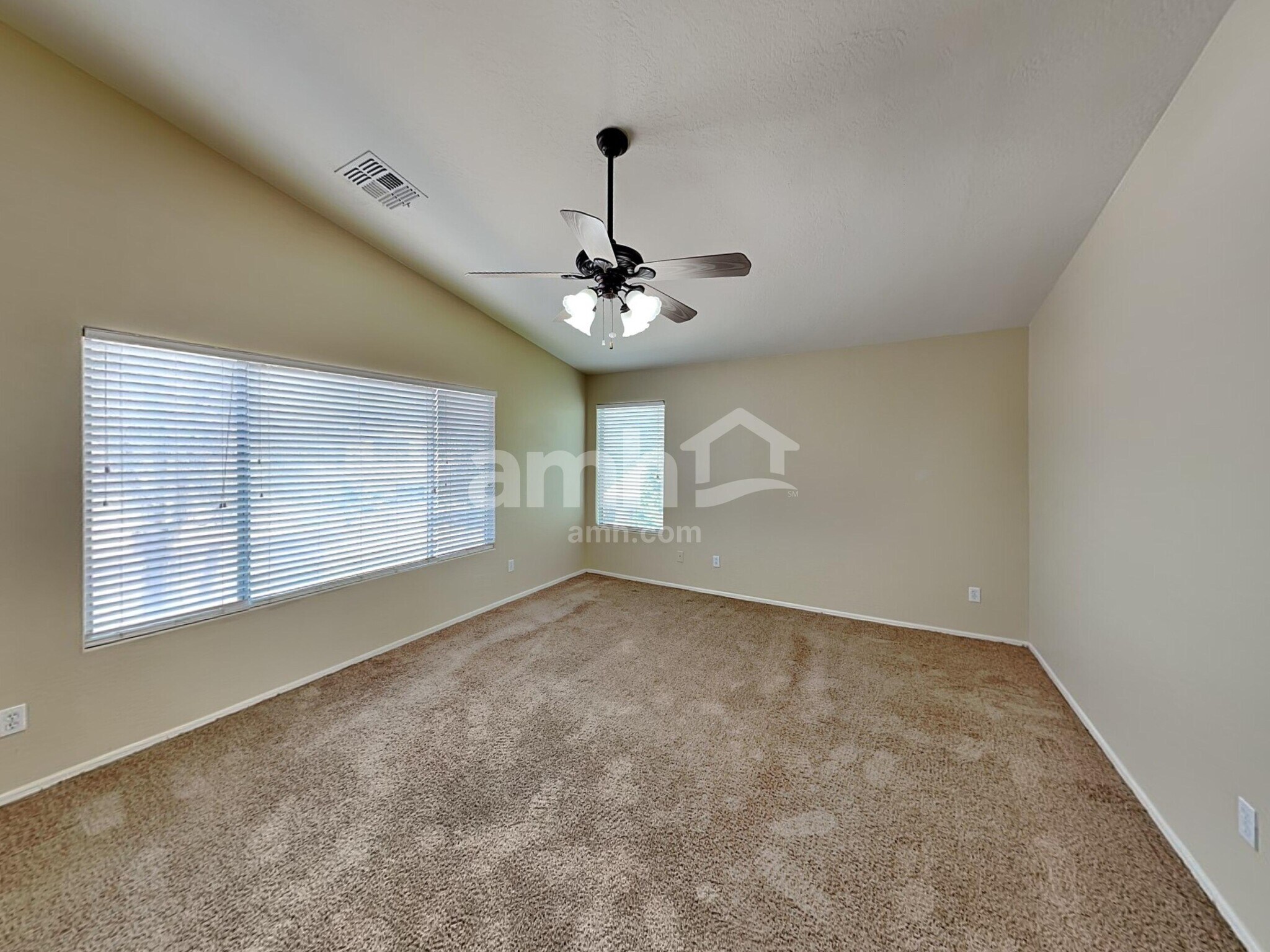 Building Photo - 4242 E Patrick St