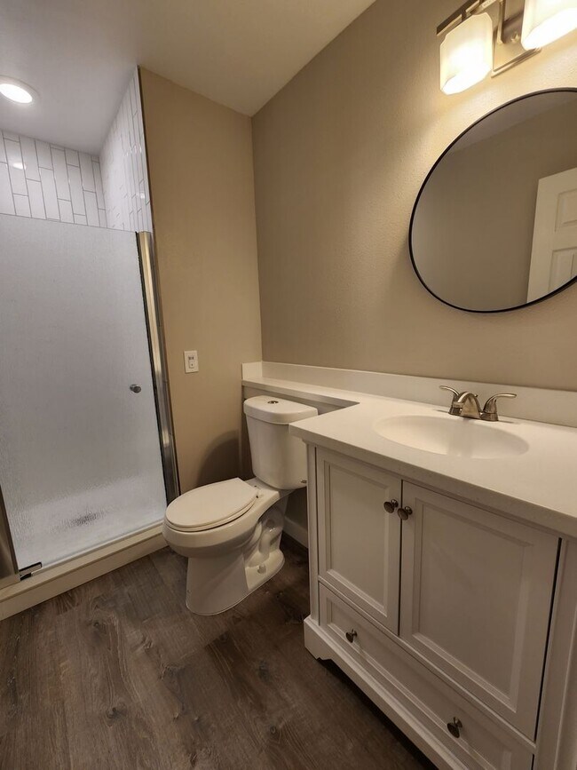 Building Photo - Stunning 2 Bedroom 2 Bathroom Home In Paye...