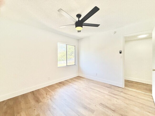 Building Photo - 7517 Pitch Pine Cir