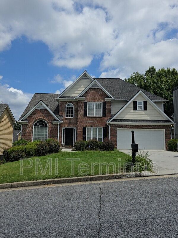 Building Photo - 6122 Farmwood Way SE