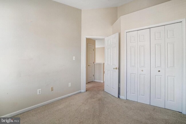 Building Photo - 9662 Potters Hill Cir