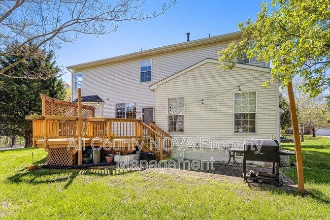 Building Photo - 8308 Deerstill Way