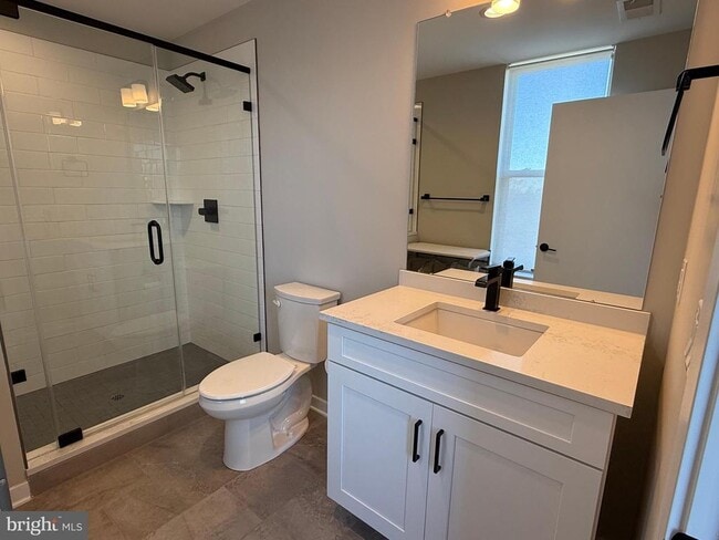 Building Photo - 3119 Pierview Ln