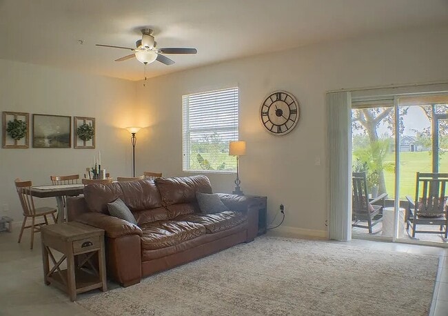 Building Photo - 2341 Betsy Ross Ln