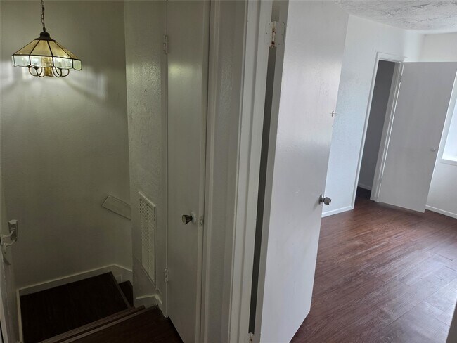 Building Photo - 158 Goodson Dr