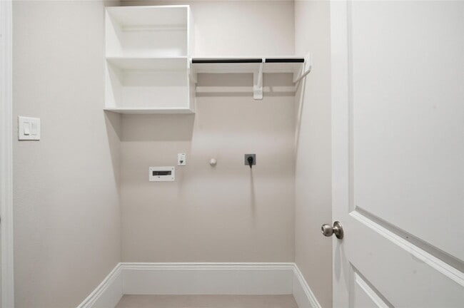 Building Photo - 2415 Honeyberry Shrub Dr