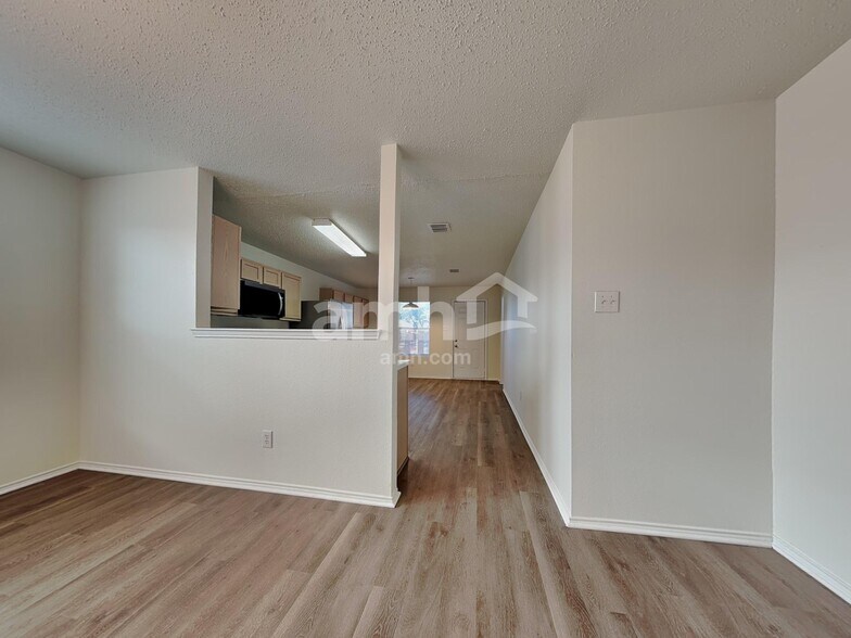 Building Photo - 3878 Fox Meadow Way