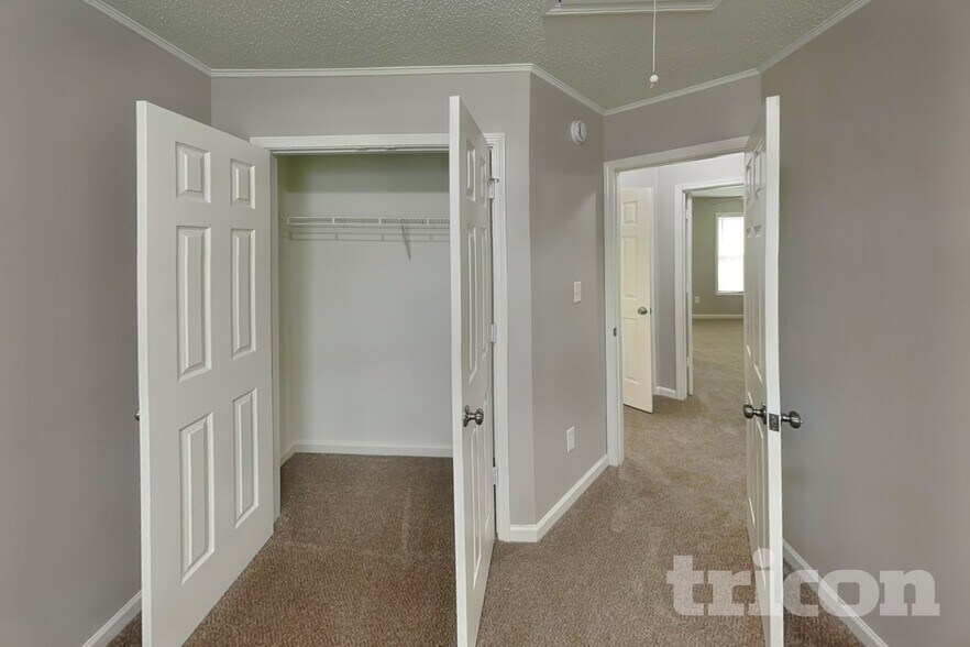 Building Photo - 1070 Piney Church Rd