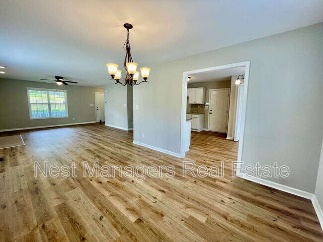 Building Photo - 216 Cobblestone Dr