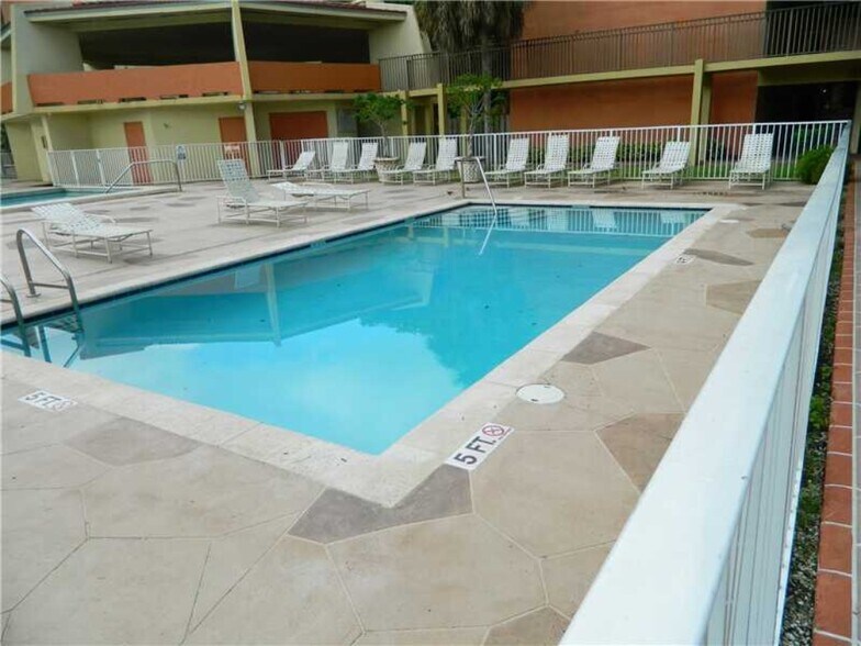 Swimming Pool - 11060 SW 196th St