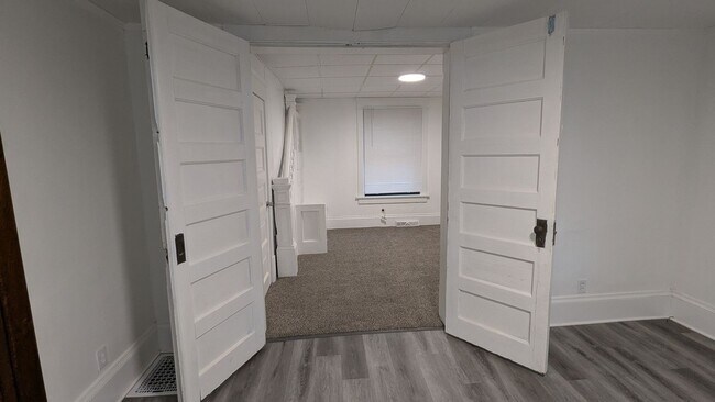 Building Photo - Daisy Lane Investment Group, LLC (916 6th St)