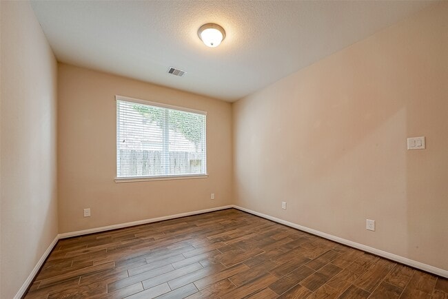 Building Photo - 22019 Flashing Ridge Dr