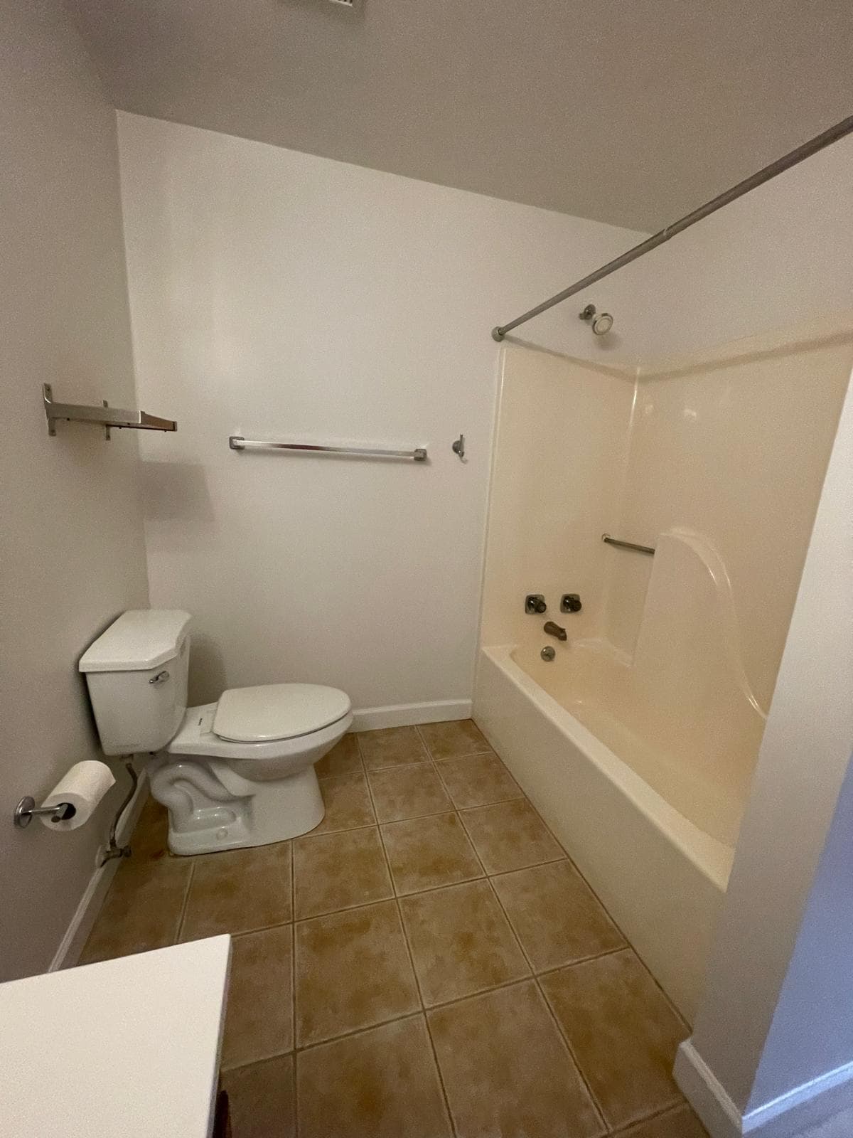 Building Photo - 1205 Kenzie Dr