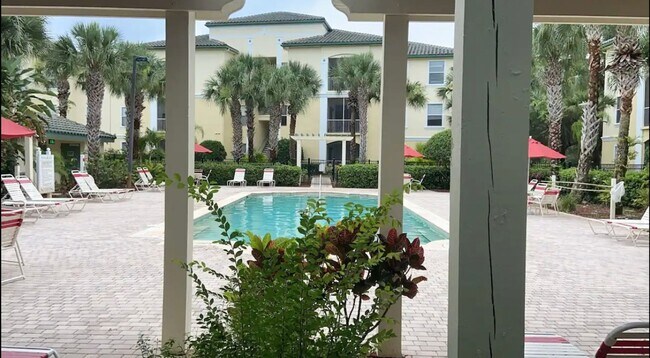 Building Photo - 2 Bedroom Condo For Rent in Kissimmee in L...