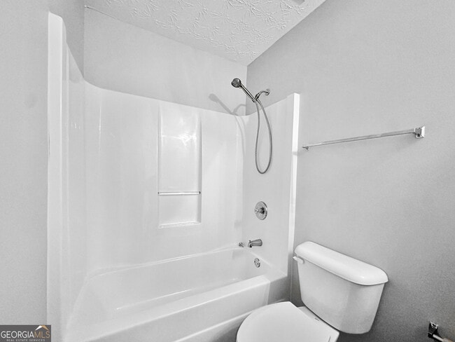 Building Photo - 105 Aprils Way