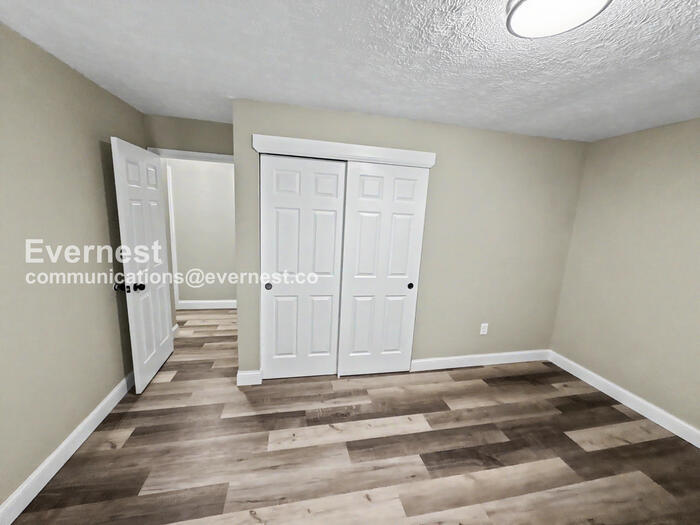 Building Photo - 144 Marvin Ln