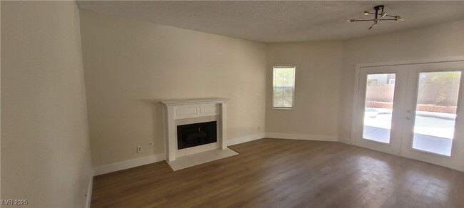 Building Photo - 7237 Chesterton Dr