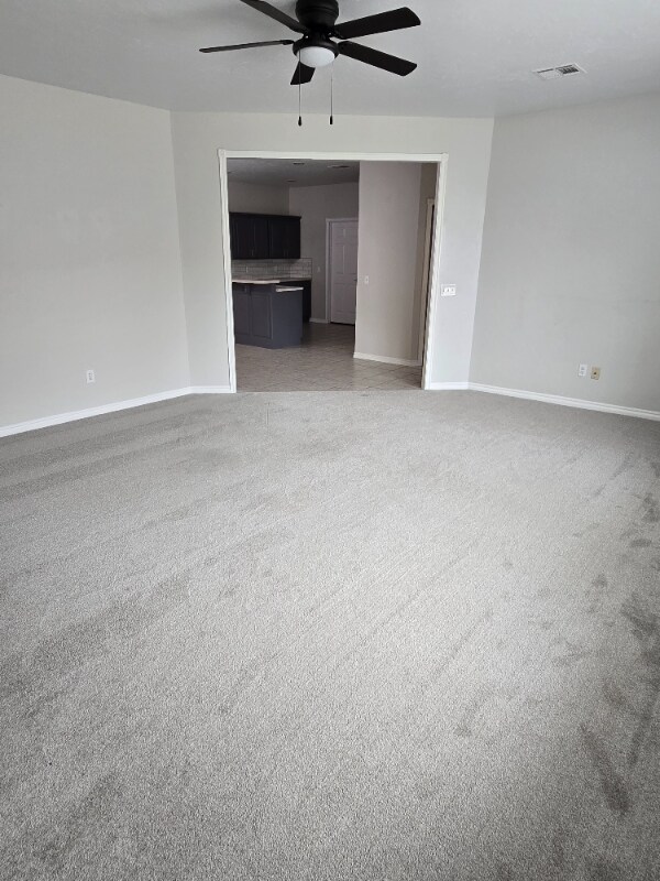 Building Photo - 12007 Ashford Dr