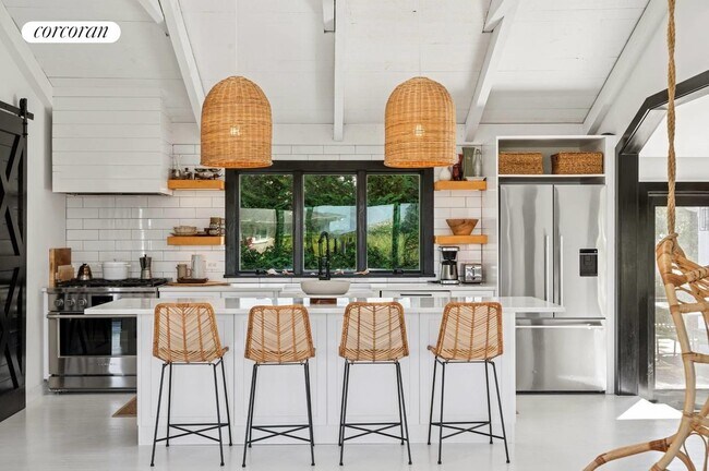 Building Photo - 28 Cliff Dr