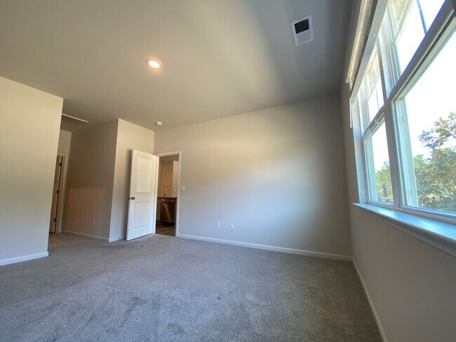 Building Photo - Brand new construction home in the desirable Brunswick Forest subdivision