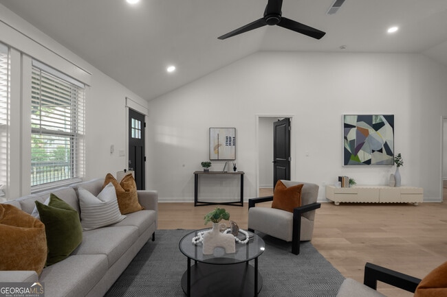 Building Photo - 1180 Fleming St