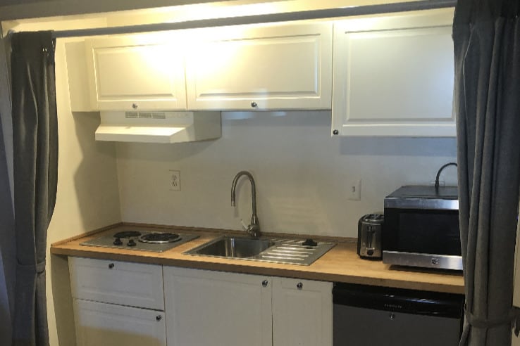 kitchenette 2 - 4514 Albemarle St NW