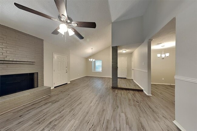 Building Photo - 9606 Yearling Cir