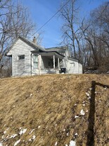 Building Photo - 718 N Wapello St