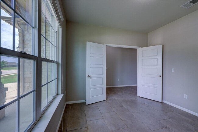 Building Photo - 126 Screech Owl Dr