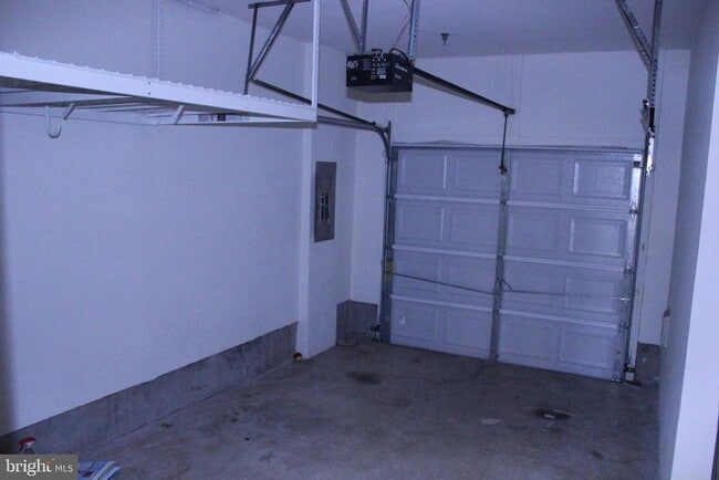 Building Photo - 42525 Highgate Terrace