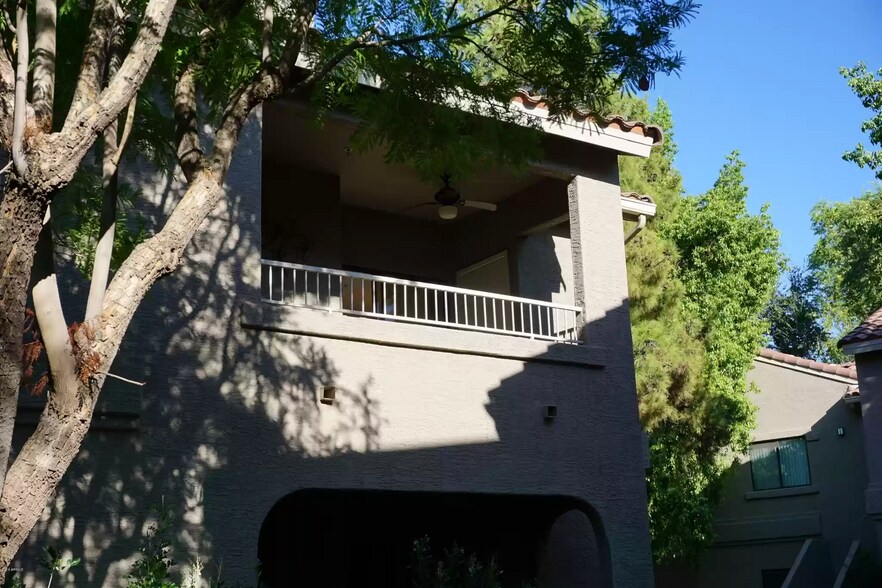Building Photo - 15050 N Thompson Peak Pkwy