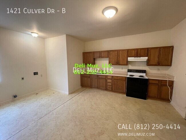 Building Photo - 1421 Culver Dr