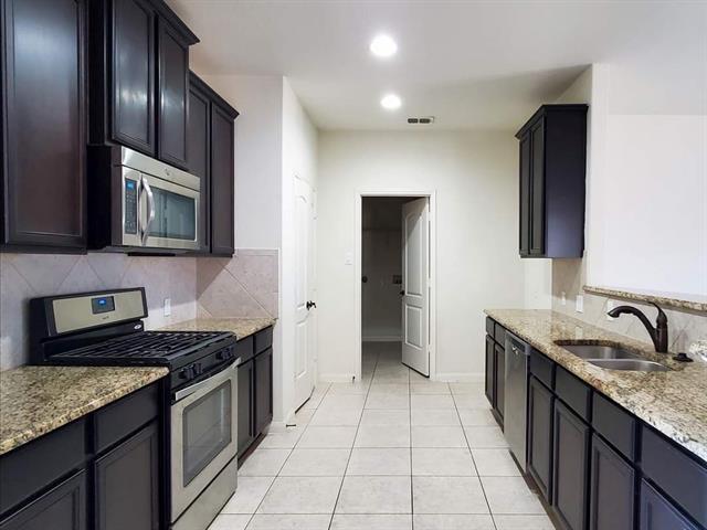 Building Photo - 417 Winchester Dr