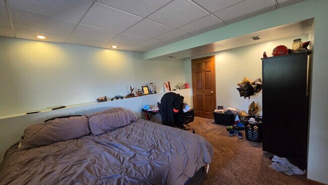 Building Photo - 3611 Fawn Ln