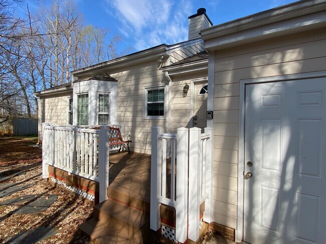 Private back Deck with storage shed - 137 Skipwyth Cir