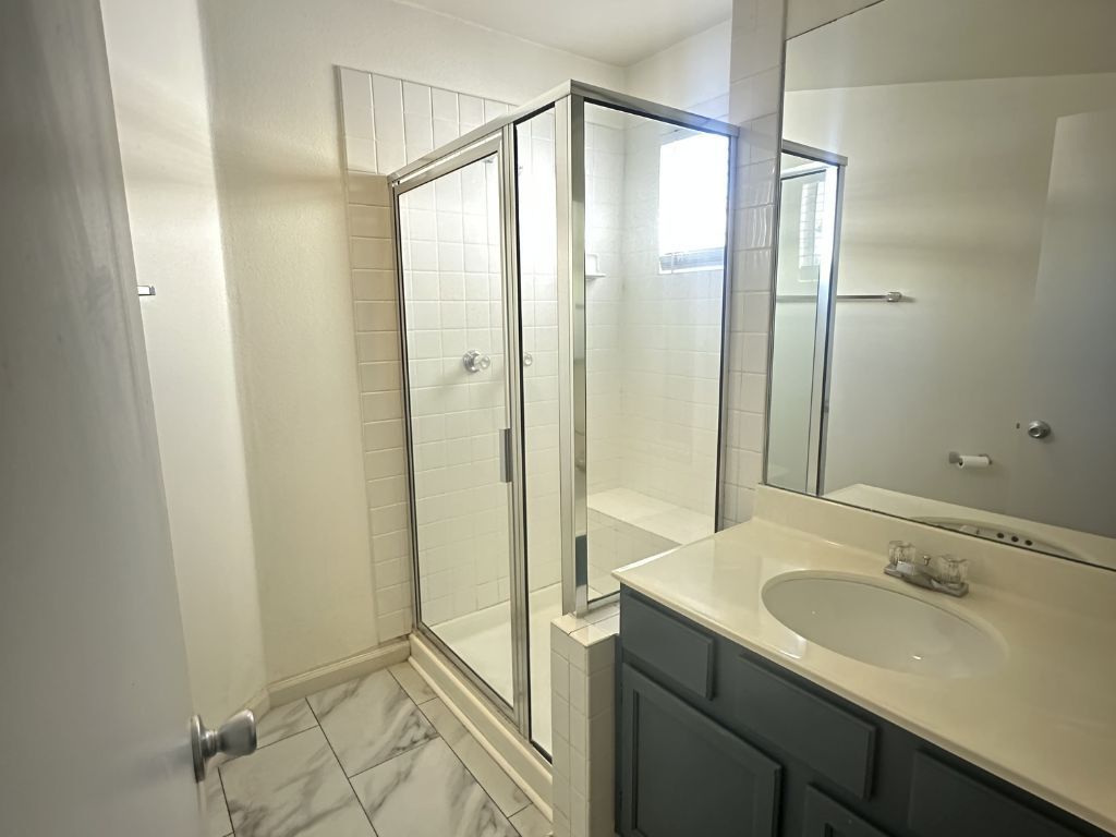 Building Photo - 28605 Broadstone Way