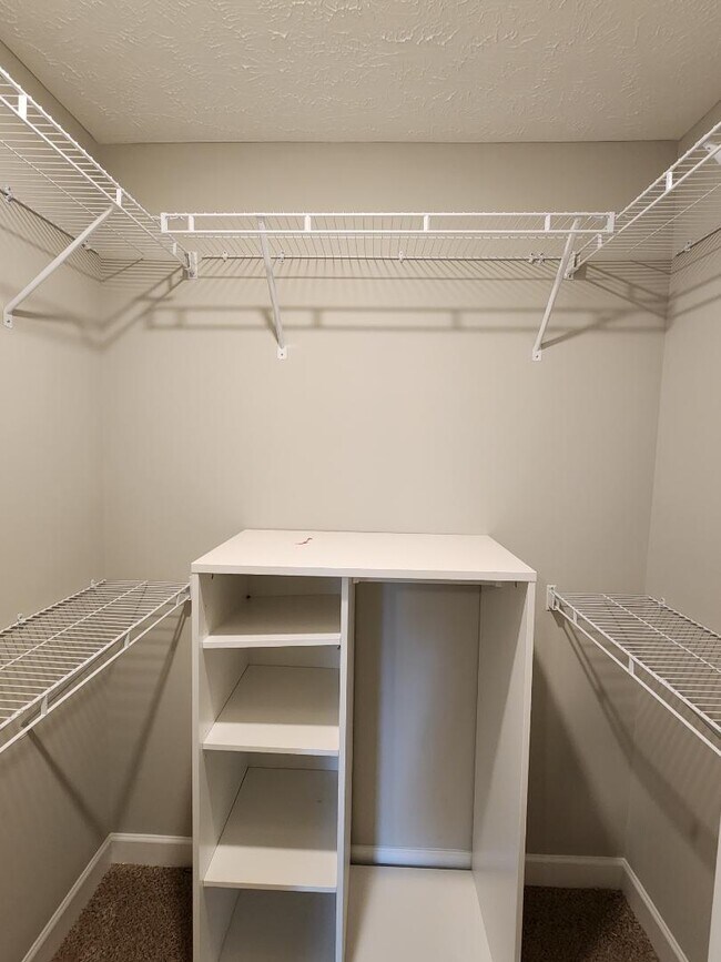 Building Photo - 111 Clearwater Harbor