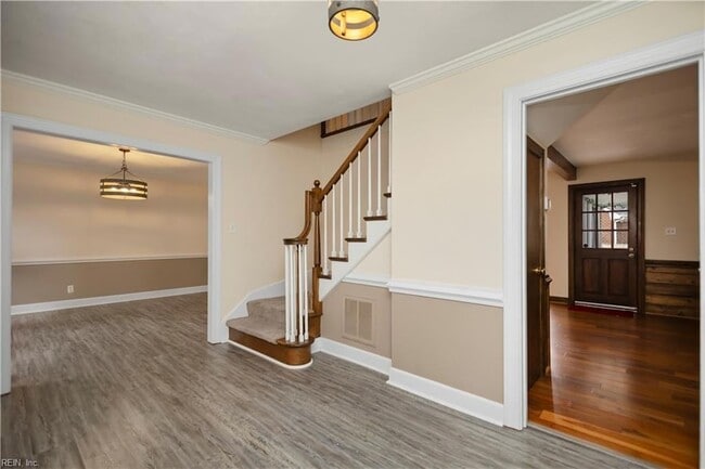 Building Photo - 4125 Duke of Gloucester Dr