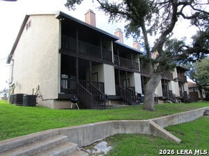 Building Photo - 421 Watts Ln