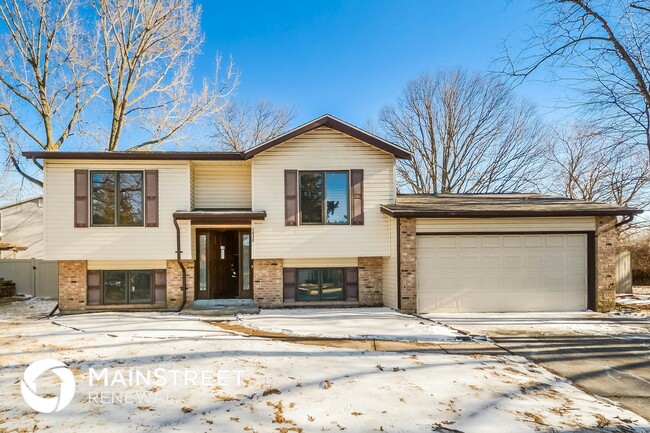 Building Photo - 1030 Rosary Tree Ct