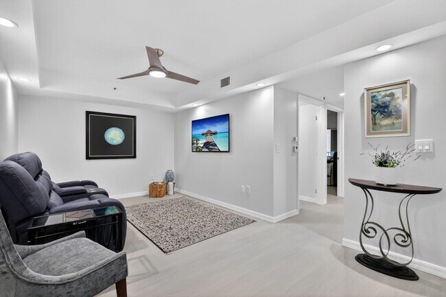 Building Photo - 12547 Imperial Isle Dr