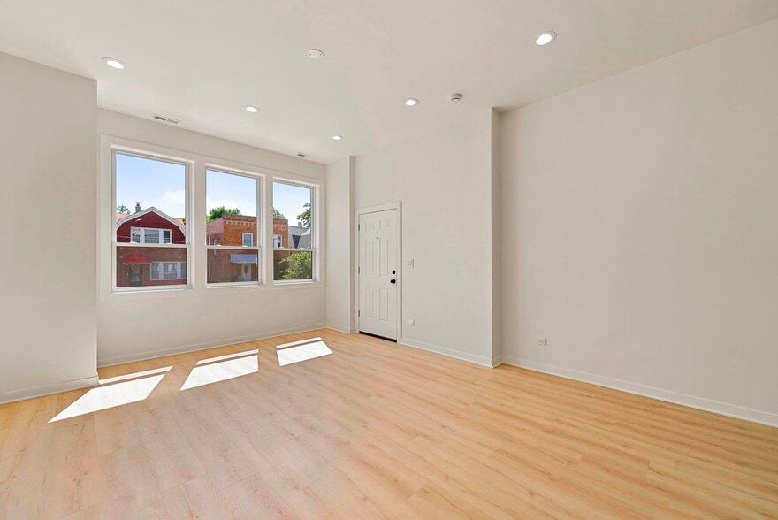 Building Photo - 521 N Lawndale Ave