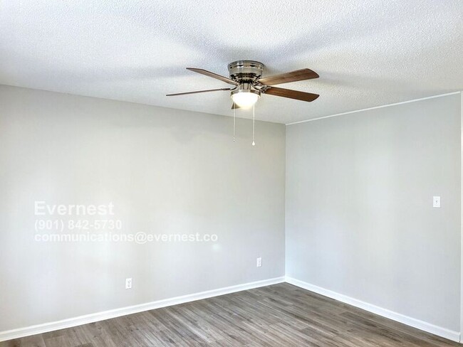 Building Photo - 3016 Dothan St