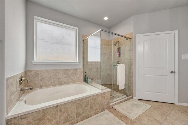 Building Photo - 1414 Veranda Mist