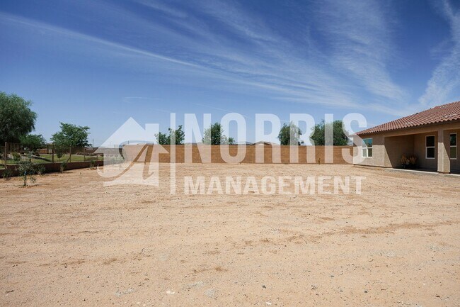 Building Photo - Beautiful New Home in a Great Location!