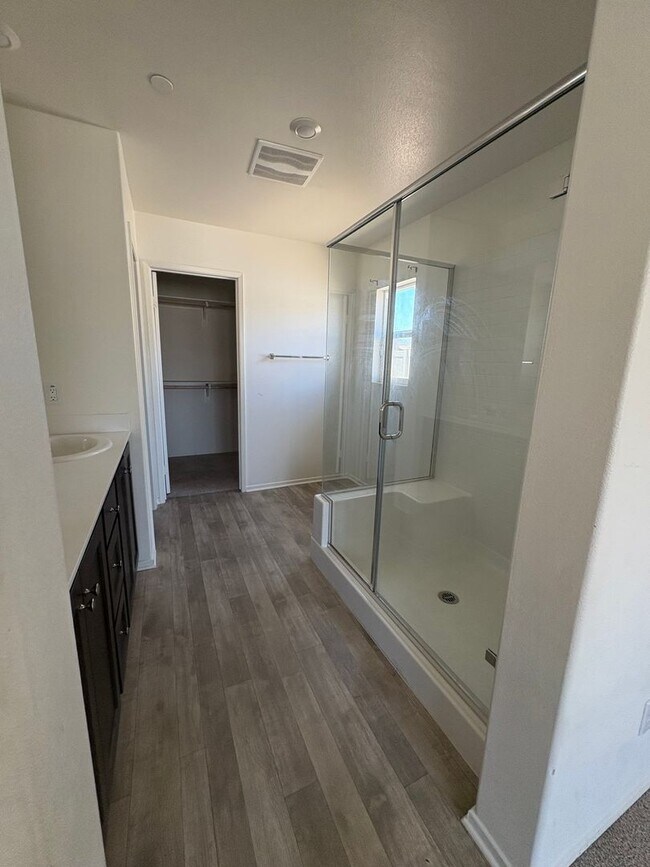 Building Photo - Beautiful Newly Built Single-Family Home-Hemet!